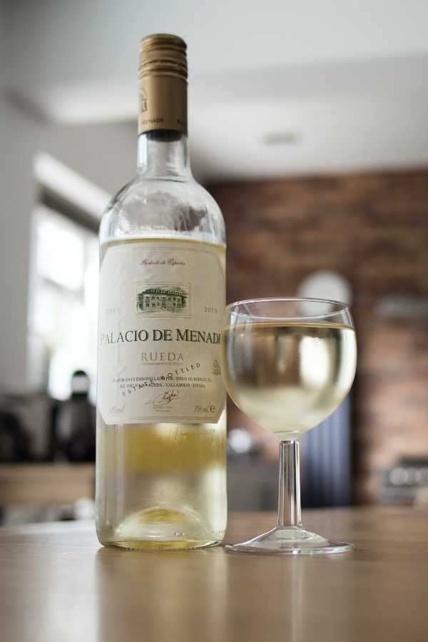 Bouteille de vin blanc